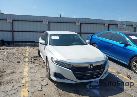 2021 Honda Accord Lx из США, поврежденный, VIN 1HGCV1F10MA113856